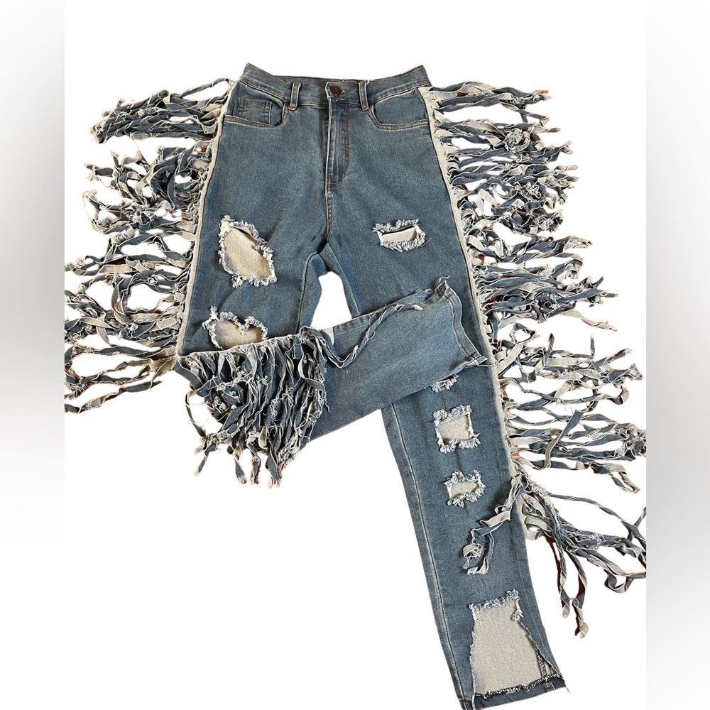 Daisy Distressed Fringe Detail Blue Jeans Size Small - Picture 9 of 16